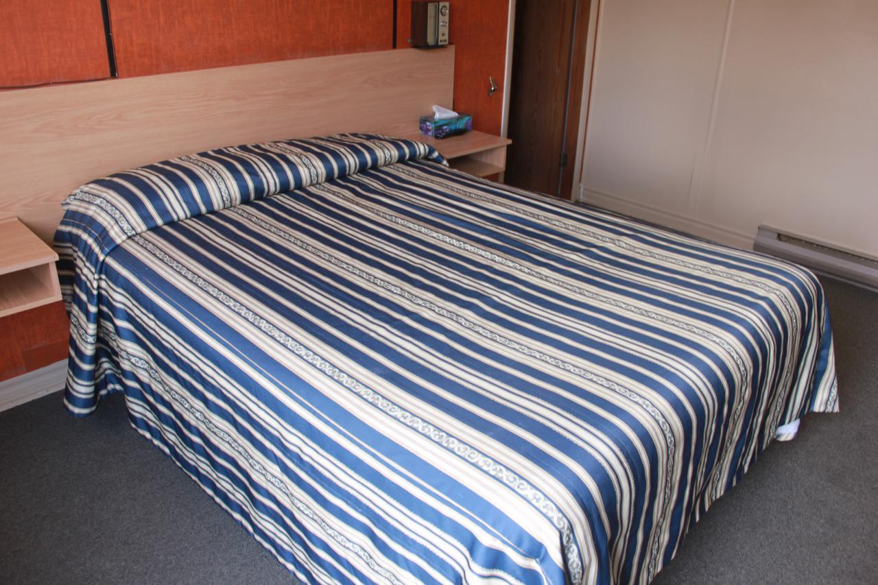 Motel Boise Blainville Buitenkant foto